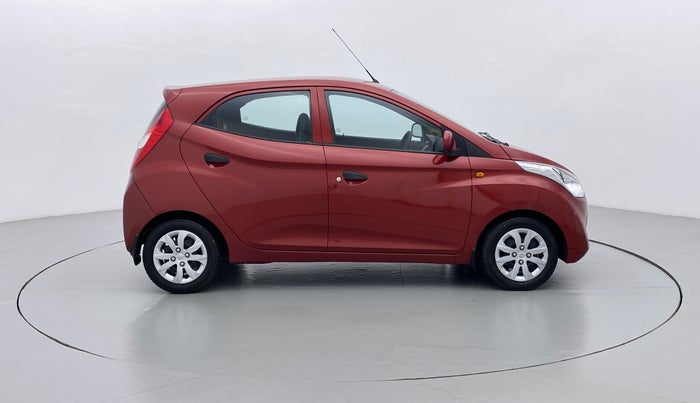 2014 Hyundai Eon MAGNA PLUS, Petrol, Manual, 35,536 km, Right Side View