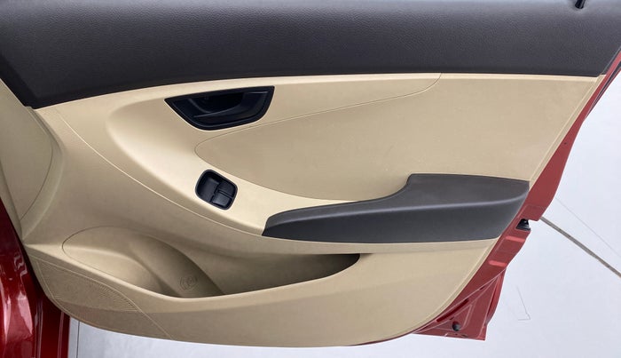 2014 Hyundai Eon MAGNA PLUS, Petrol, Manual, 35,536 km, Driver Side Door Panels Control