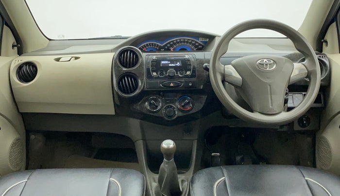 2016 Toyota Etios Liva LE PETROL, Petrol, Manual, 1,20,134 km, Dashboard