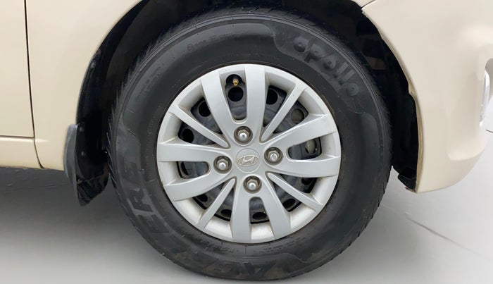 2014 Hyundai i10 SPORTZ 1.1, Petrol, Manual, 27,634 km, Right Front Wheel