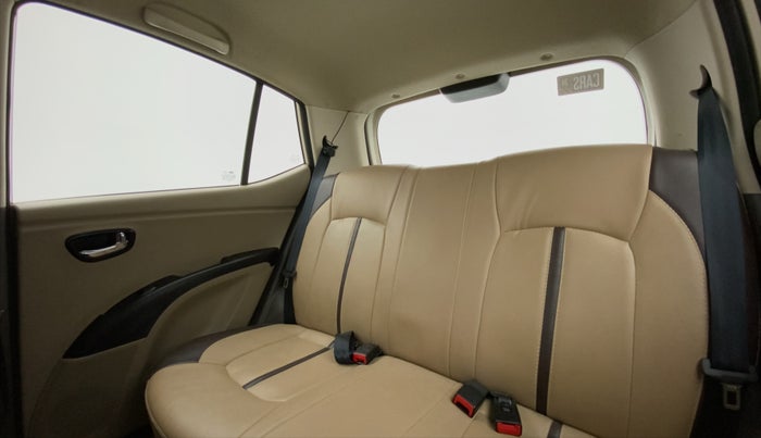 2014 Hyundai i10 SPORTZ 1.1, Petrol, Manual, 27,795 km, Right Side Rear Door Cabin