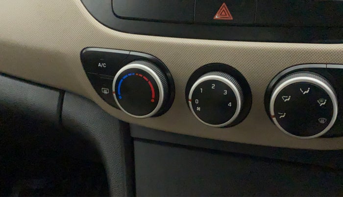2014 Hyundai Xcent S (O) 1.2, Petrol, Manual, 27,003 km, AC Unit - Car heater not working