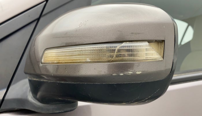 2013 Honda Amaze 1.2 VXMT I VTEC, Petrol, Manual, 89,637 km, Left rear-view mirror - Indicator light not working