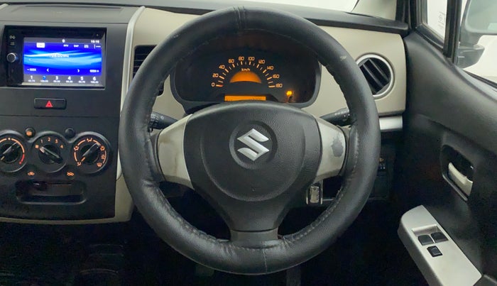 2015 Maruti Wagon R 1.0 LXI CNG, CNG, Manual, 47,305 km, Steering Wheel Close Up