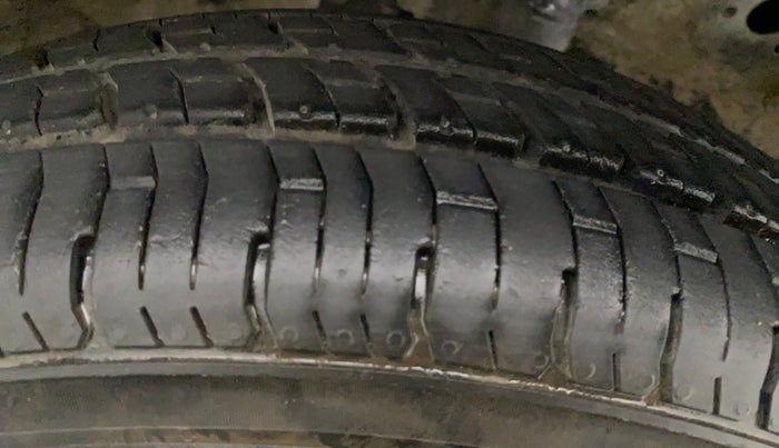 2015 Maruti Wagon R 1.0 LXI CNG, CNG, Manual, 47,305 km, Right Rear Tyre Tread
