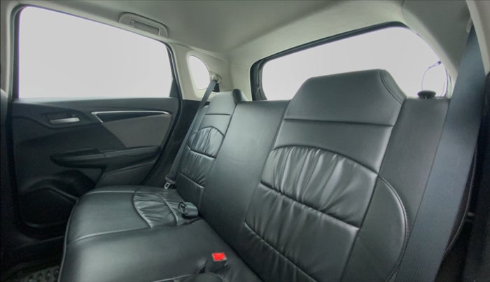 2018 Honda WR-V 1.2 i-VTEC VX MT, Petrol, Manual, 41,863 km, Right Side Rear Door Cabin