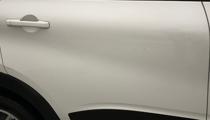 2019 Renault TRIBER RXL MT, Petrol, Manual, 14,334 km, Right rear door - Minor scratches