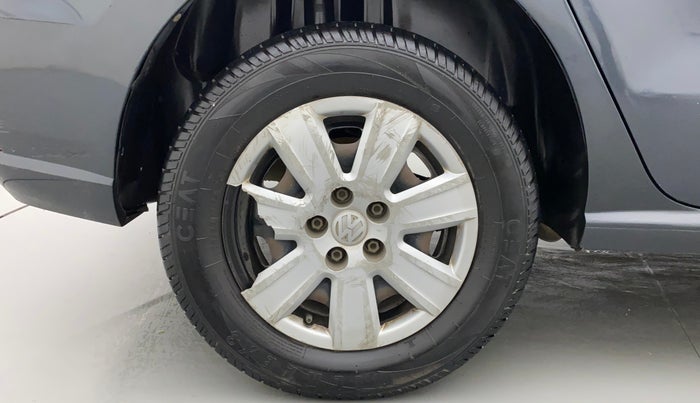 2017 Volkswagen Ameo TRENDLINE 1.5L, Diesel, Manual, 92,987 km, Right Rear Wheel