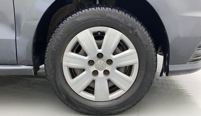 2017 Volkswagen Ameo TRENDLINE 1.5L, Diesel, Manual, 92,987 km, Right Front Wheel