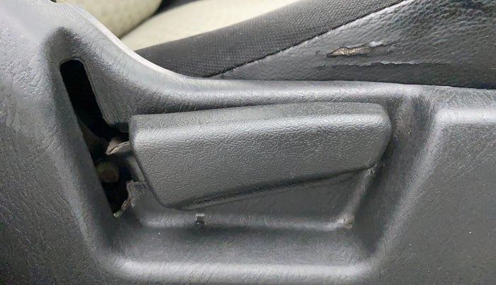 2020 Maruti Alto LXI OPT CNG, CNG, Manual, 84,644 km, Driver Side Adjustment Panel