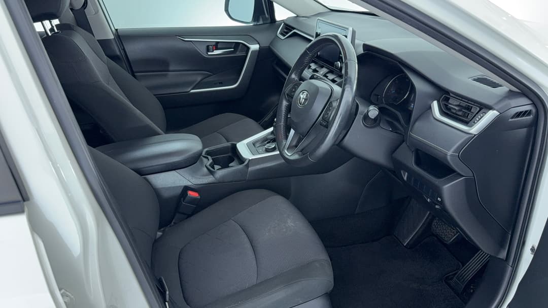 2020 Toyota RAV4 Gxl (AWD) Hybrid, Automatic, 122689 km, Right Side Front Door Cabin View