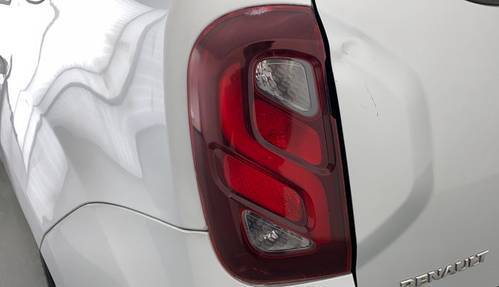 2018 Renault Duster RXS CVT 106 PS, Petrol, Automatic, 74,566 km, Left tail light - Minor damage