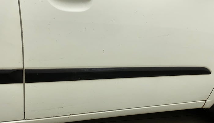 2012 Hyundai i10 MAGNA 1.2, Petrol, Manual, 64,445 km, Driver-side door - Minor scratches