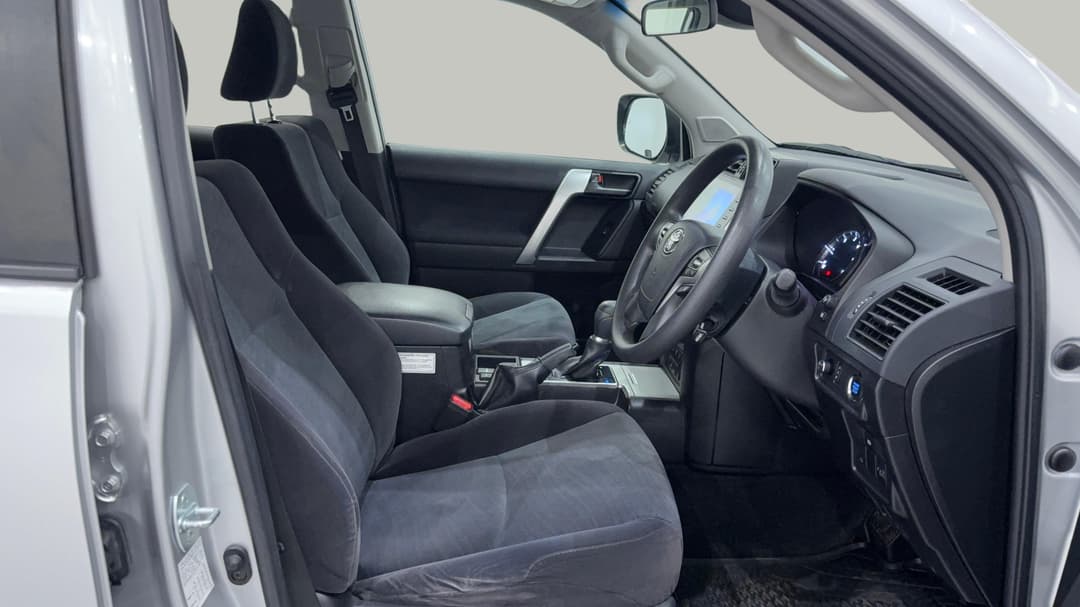 2021 Toyota Landcruiser Prado Gx, Automatic, 74111 km, Right Side Front Door Cabin View