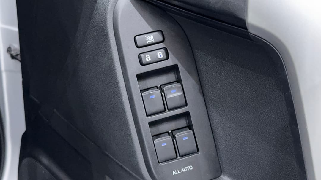 2021 Toyota Landcruiser Prado Gx, Automatic, 74111 km, Drivers Side Door Panel Controls