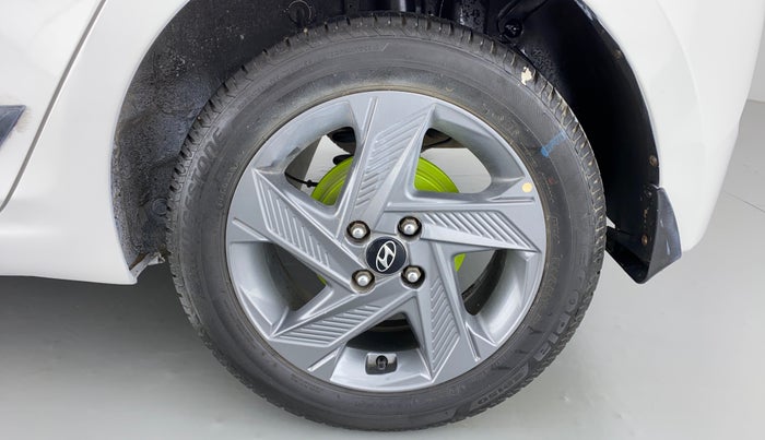 2015 Hyundai Elite i20 SPORTZ 1.4, Diesel, Manual, 65,795 km, Left Rear Wheel