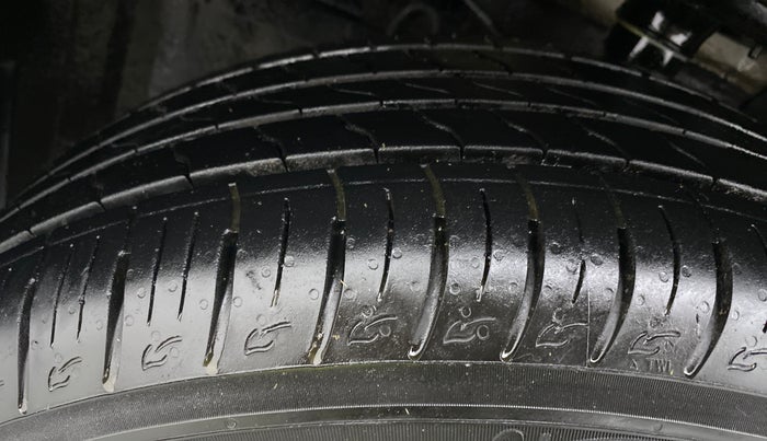 2022 Toyota URBAN CRUISER HIGH GRADE MT, Petrol, Manual, 16,992 km, Left Front Tyre Tread