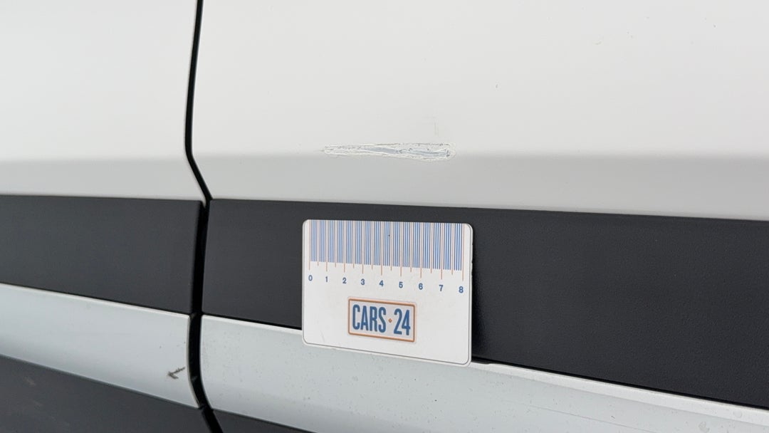 Doors Rear LHS Scratch