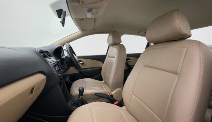 2016 Volkswagen Ameo COMFORTLINE 1.2, Petrol, Manual, 54,127 km, Right Side Front Door Cabin