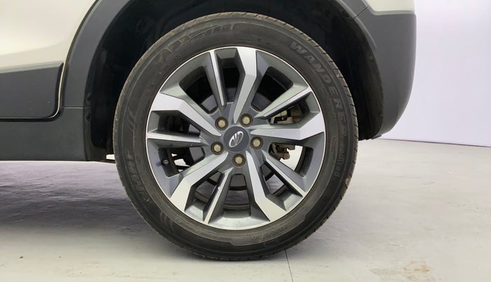 2021 Mahindra XUV300 W8 (O) 1.2 PETROL, Petrol, Manual, 27,231 km, Left Rear Wheel
