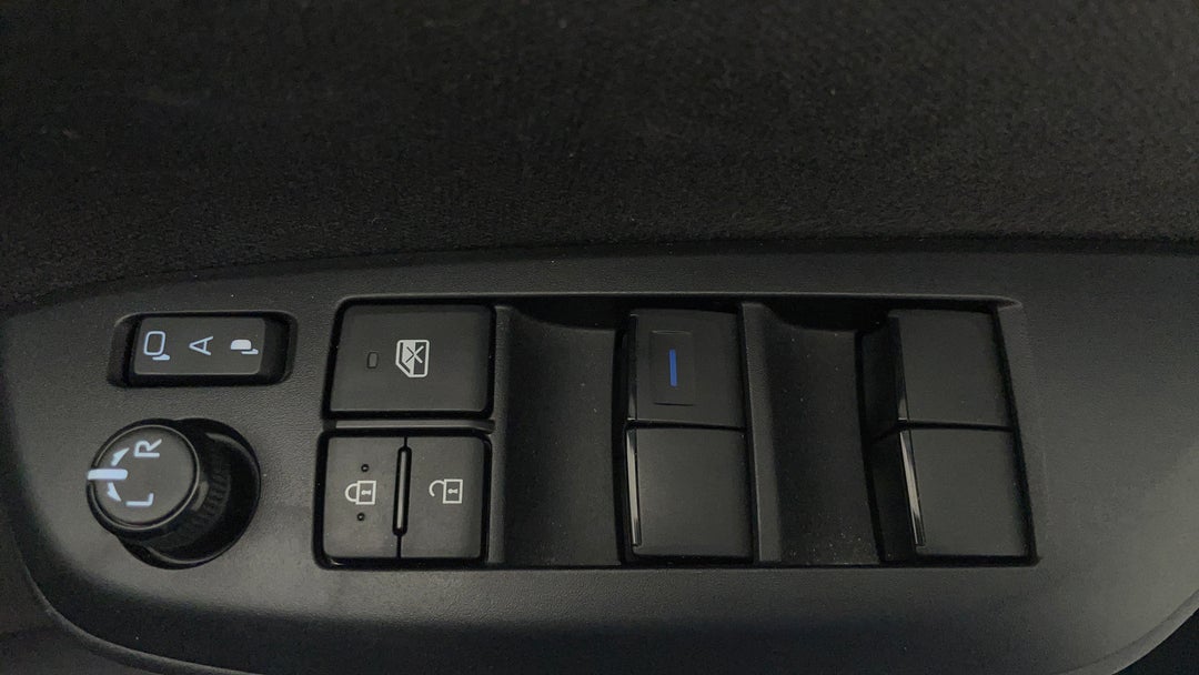 Drivers Side Door Panel Controls