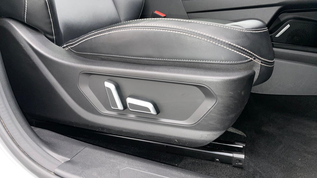 2022 GWM Haval Jolion Ultra Hybrid, Automatic, 42419 km, Drivers Side Adjustment Panel