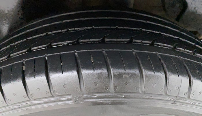 2020 KIA SELTOS HTK PLUS 1.5 DIESEL, Diesel, Manual, 19,493 km, Left Rear Tyre Tread