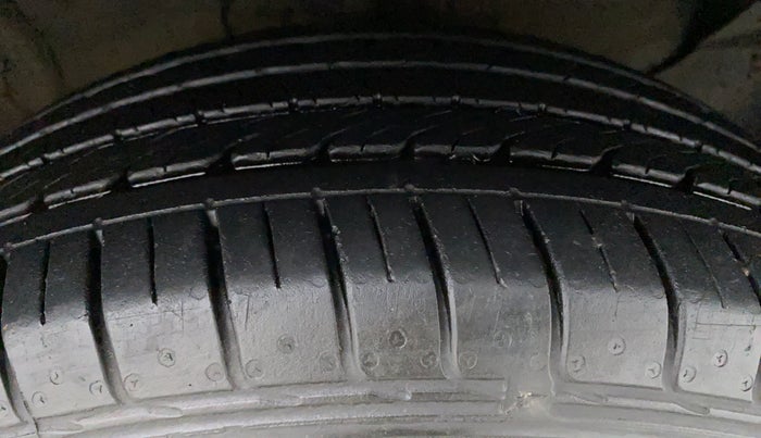 2020 KIA SELTOS HTK PLUS 1.5 DIESEL, Diesel, Manual, 19,493 km, Right Front Tyre Tread