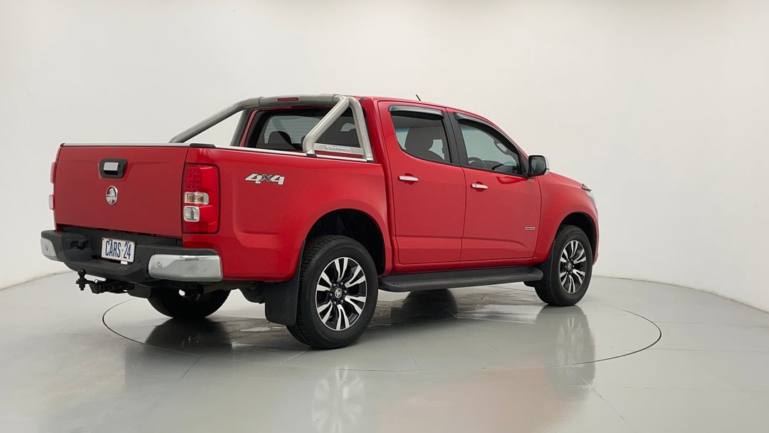 Right Back Diagonal (45- Degree) View