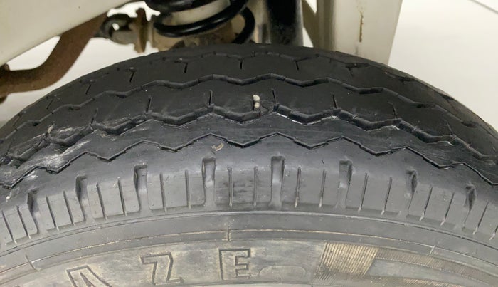 2019 Maruti Eeco 5 STR WITH A/C+HTR, Petrol, Manual, 15,712 km, Left Rear Tyre Tread