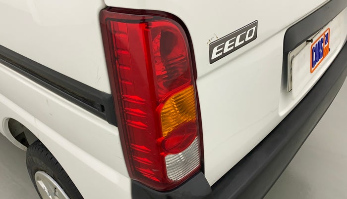 2019 Maruti Eeco 5 STR WITH A/C+HTR, Petrol, Manual, 15,712 km, Left tail light - Minor damage
