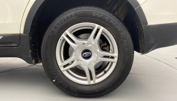 2018 Mahindra MARAZZO M6 8 STR, Diesel, Manual, 37,464 km, Left Rear Wheel