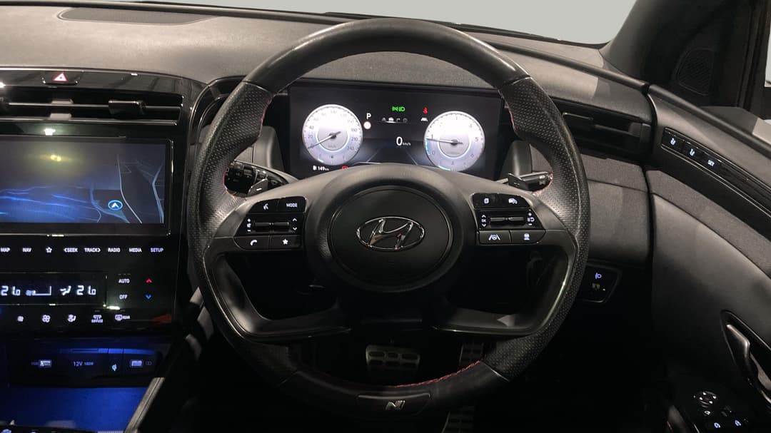 2022 Hyundai Tucson Highlander N Line (AWD), Automatic, 39689 km, Steering Wheel Close-up