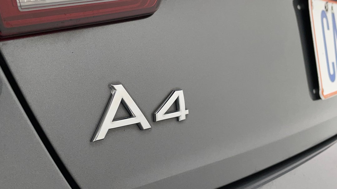 Badge (Boot Left Side)