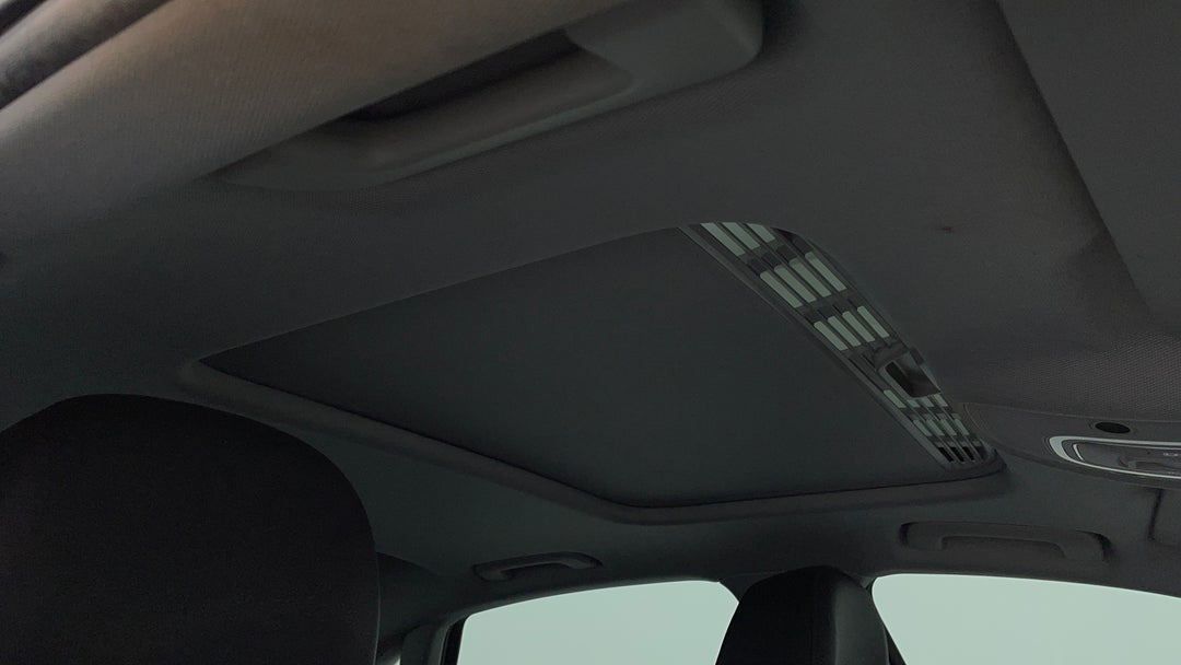 Interior Sunroof/Moonroof