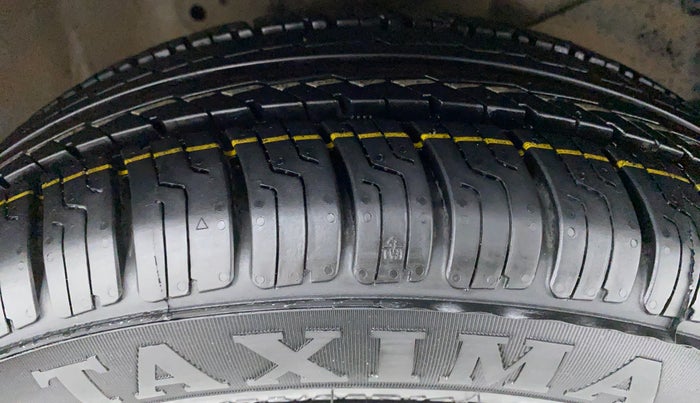 2014 Honda Amaze 1.2 SMT I VTEC, Petrol, Manual, 36,270 km, Right Front Tyre Tread