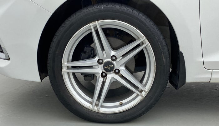 2020 Hyundai Verna 1.6 CRDI SX, Diesel, Manual, 34,942 km, Left Front Wheel