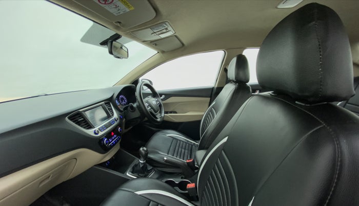 2020 Hyundai Verna 1.6 CRDI SX, Diesel, Manual, 34,942 km, Right Side Front Door Cabin