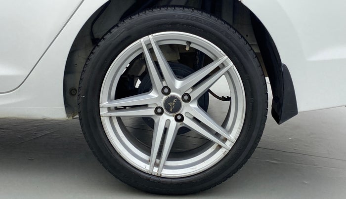 2020 Hyundai Verna 1.6 CRDI SX, Diesel, Manual, 34,942 km, Left Rear Wheel