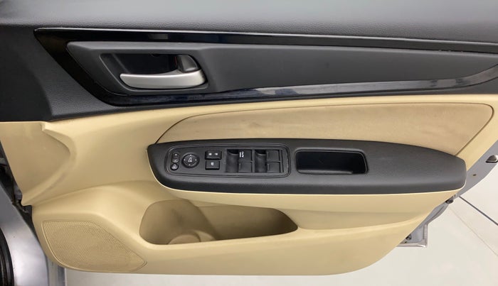 2018 Honda Amaze 1.2L I-VTEC V CVT, Petrol, Automatic, 56,385 km, Driver Side Door Panels Control