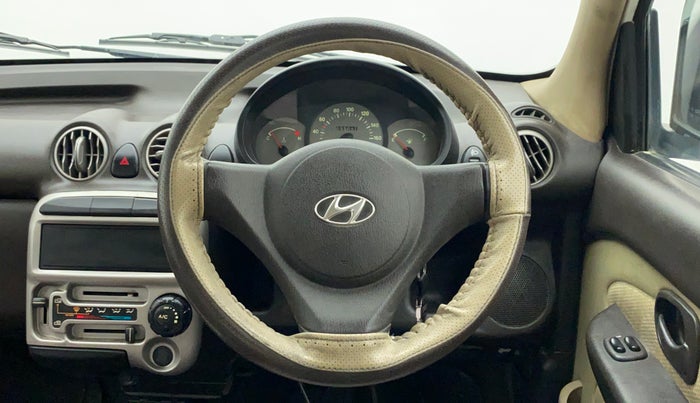 2011 Hyundai Santro Xing GL PLUS, Petrol, Manual, 33,021 km, Steering Wheel Close Up