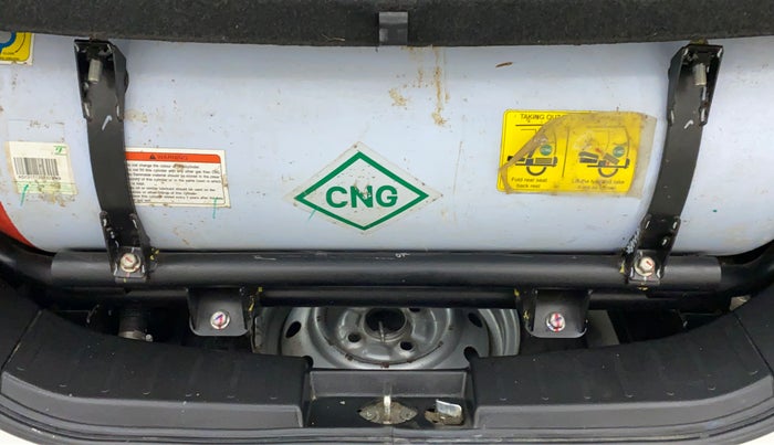 2018 Maruti Wagon R 1.0 LXI CNG, CNG, Manual, 30,769 km, Boot Inside