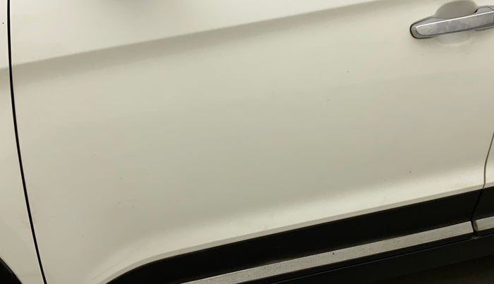 2019 Hyundai Creta SX AT 1.6 PETROL, Petrol, Automatic, 27,227 km, Front passenger door - Minor scratches