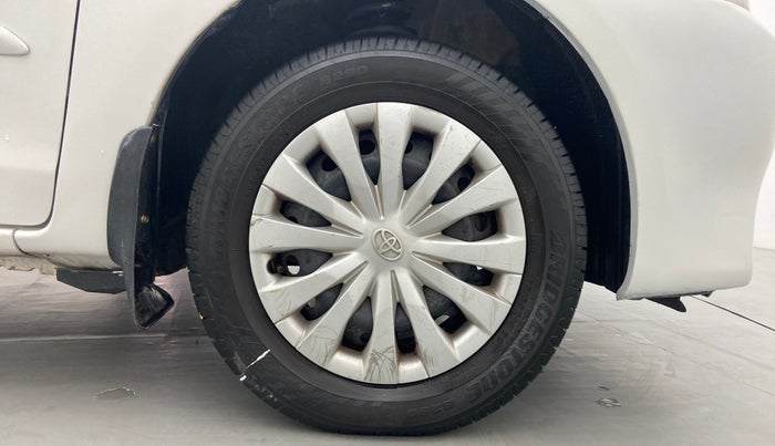 2013 Toyota Etios GD, Diesel, Manual, 74,643 km, Right Front Wheel
