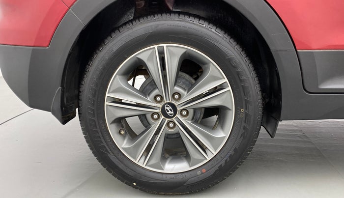 2017 Hyundai Creta SX PLUS AT 1.6 PETROL, Petrol, Automatic, 1,16,844 km, Right Rear Wheel