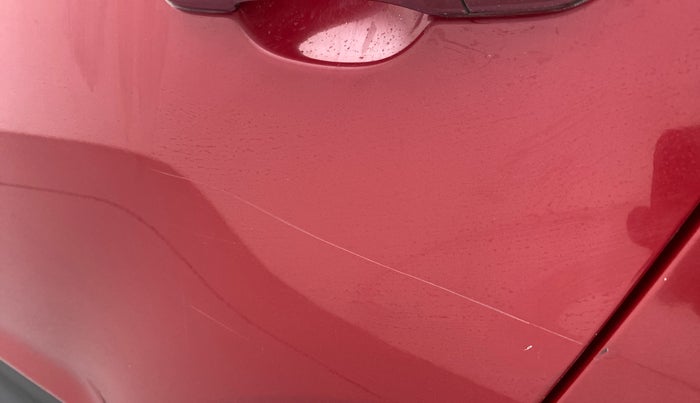 2017 Hyundai Creta SX PLUS AT 1.6 PETROL, Petrol, Automatic, 1,16,844 km, Rear left door - Minor scratches