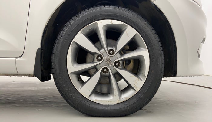2018 Hyundai Elite i20 ASTA 1.4 CRDI DUAL TONE, Diesel, Manual, 63,772 km, Right Front Tyre