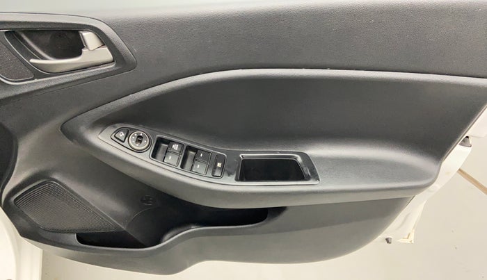 2018 Hyundai Elite i20 ASTA 1.4 CRDI DUAL TONE, Diesel, Manual, 63,772 km, Driver Side Door Panels Controls
