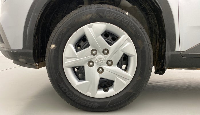 2020 Hyundai VENUE S MT 1.2 KAPPA, Petrol, Manual, 13,994 km, Left Front Wheel