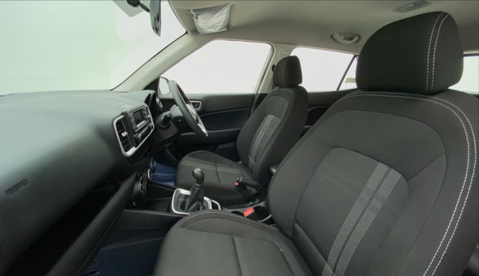 2020 Hyundai VENUE S MT 1.2 KAPPA, Petrol, Manual, 13,994 km, Right Side Front Door Cabin